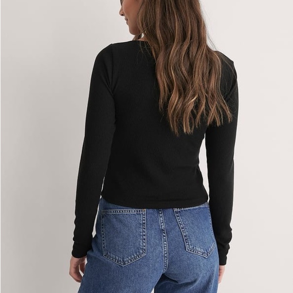 Black Ribbed Women's Top - Picture 2 of 5